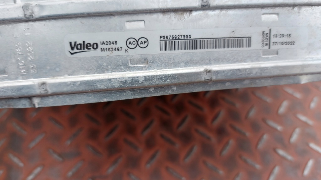 Радиатор интеркулер toyota proace 16- peugeot citroen в Украине