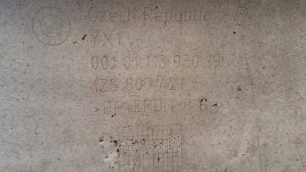 фото №8, Бампер задня 1z5807421 skoda octavia mk2 ii sedan 04-