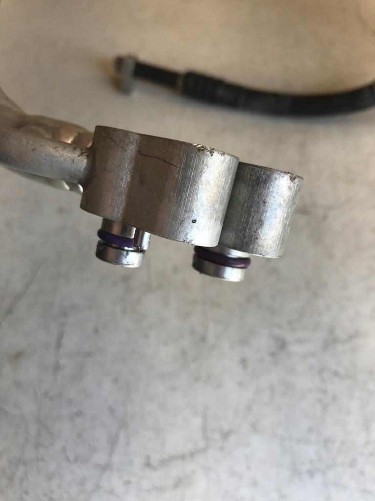 фото №2, Audi r8 plus 4s трубка wąż кондиционера 4s0816738d