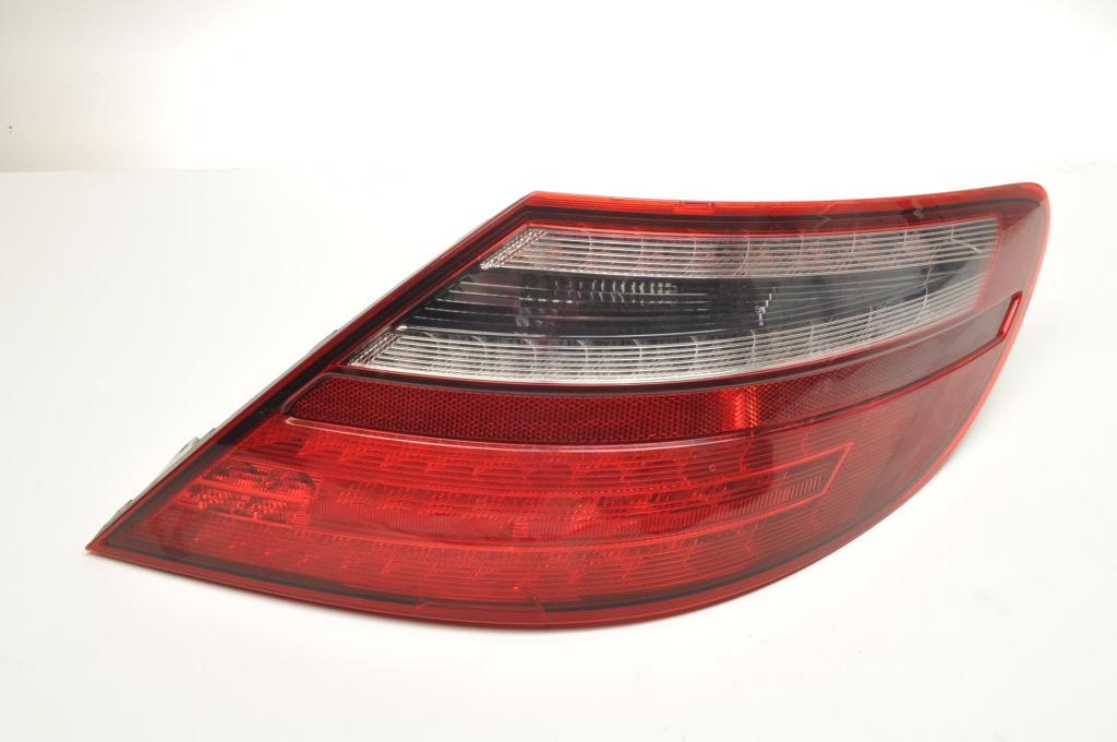 фото №1, Mercedes slk iii w172 r172 лампа правая задняя правый задняя a1729064000