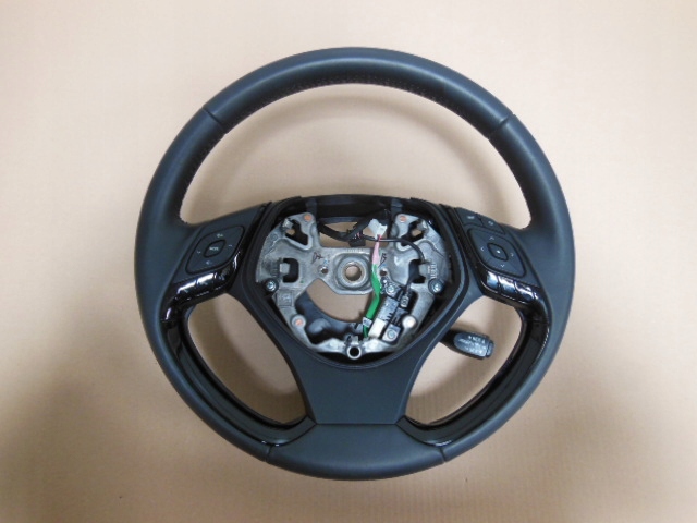 фото №1, Воздуховод кожаный toyota c-hr chr