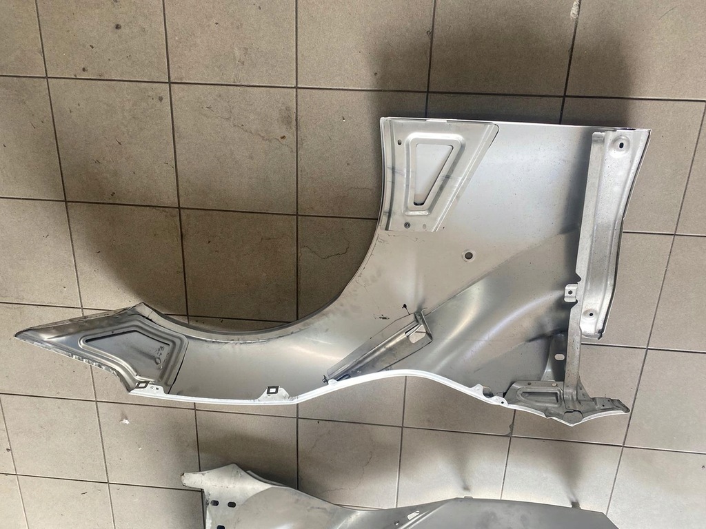 фото №5, Ferrari f12 berlinetta крыло перед правый r новый