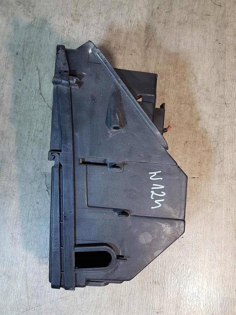 фото №1, Коробка запобіжників mercedes w124 2.3