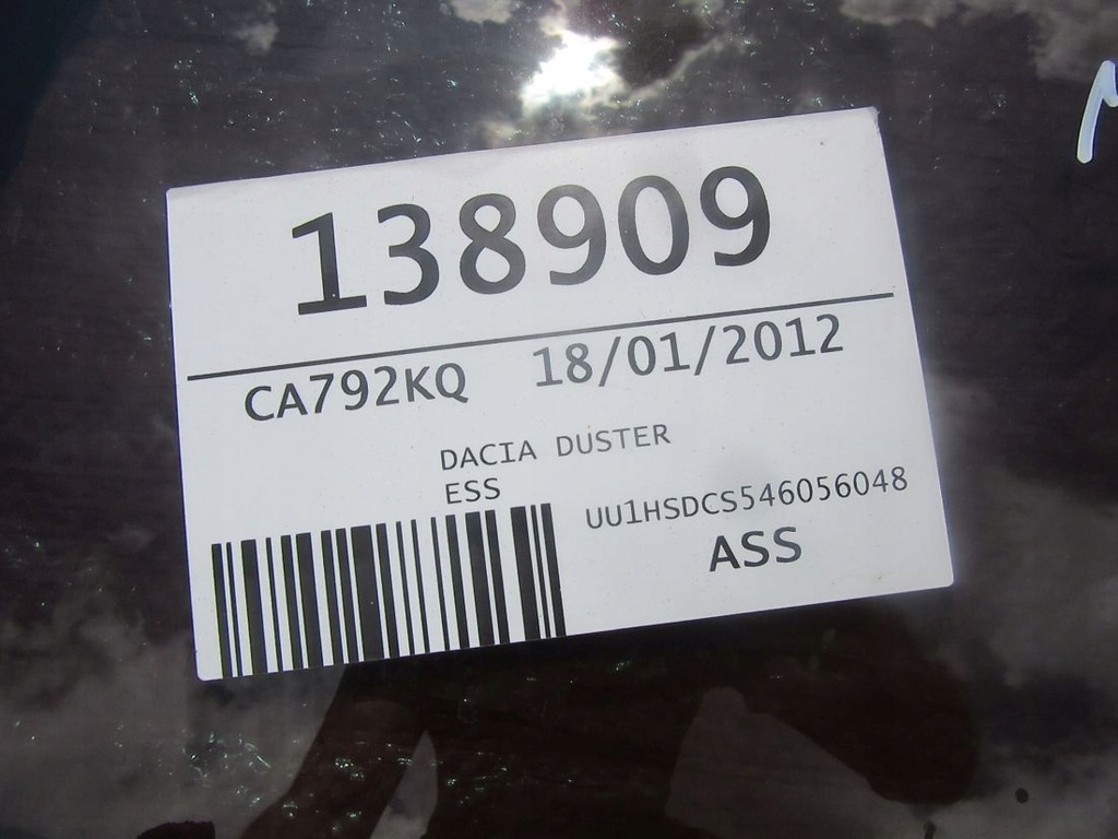 фото №7, Dacia duster i 2012 скло кузовна права задня