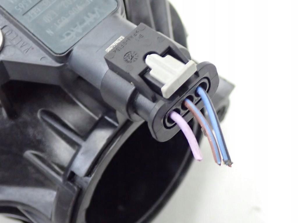 Радиатор интеркулер 05c145785b audi a3 8y vw golf viii 5h 1.0 tsi для  24r Цена