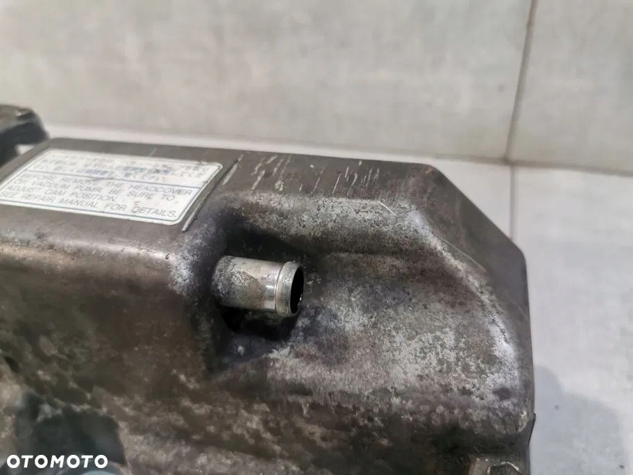 Кришка клапанів вакуум toyota corolla e11 2.0 d 2c-e Недорого