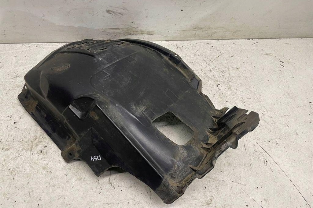 фото №8, Підкрилок ліва передні bmw 1 coupe e82 8045961 2.0l дизель 2010