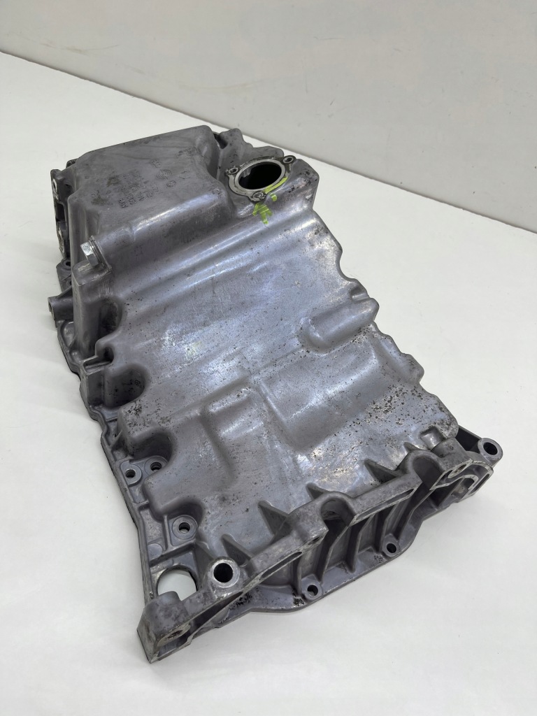 Audi a4 a5 a6 c7 2.0 tdi cnh піддон піддон оливи масляна cała оригінал! Зі Шроту