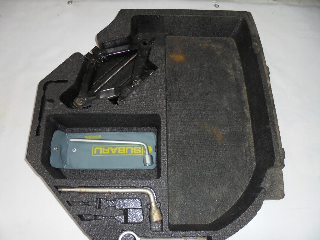 фото №1, Вкладка колеса запаска subaru impreza gh 2.0d 4x4 2009