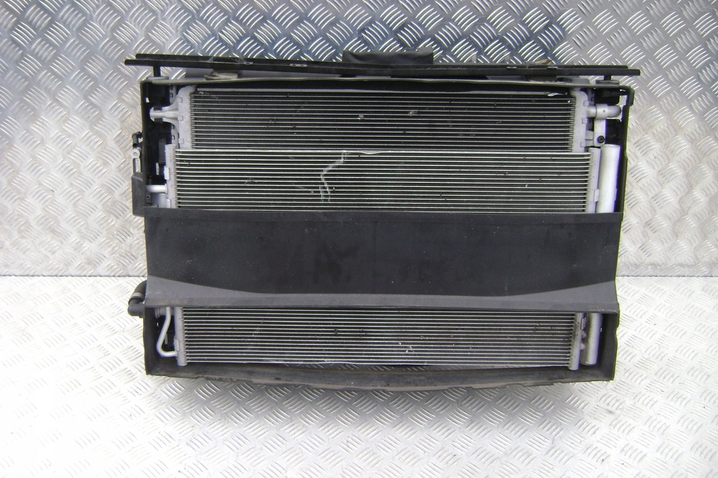 фото №3, Jaguar e-pace r-dynamic - kompletny перед