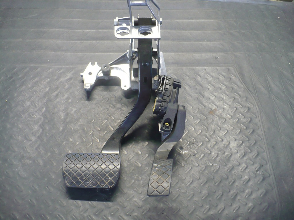 фото №1, Педали audi a4 b7