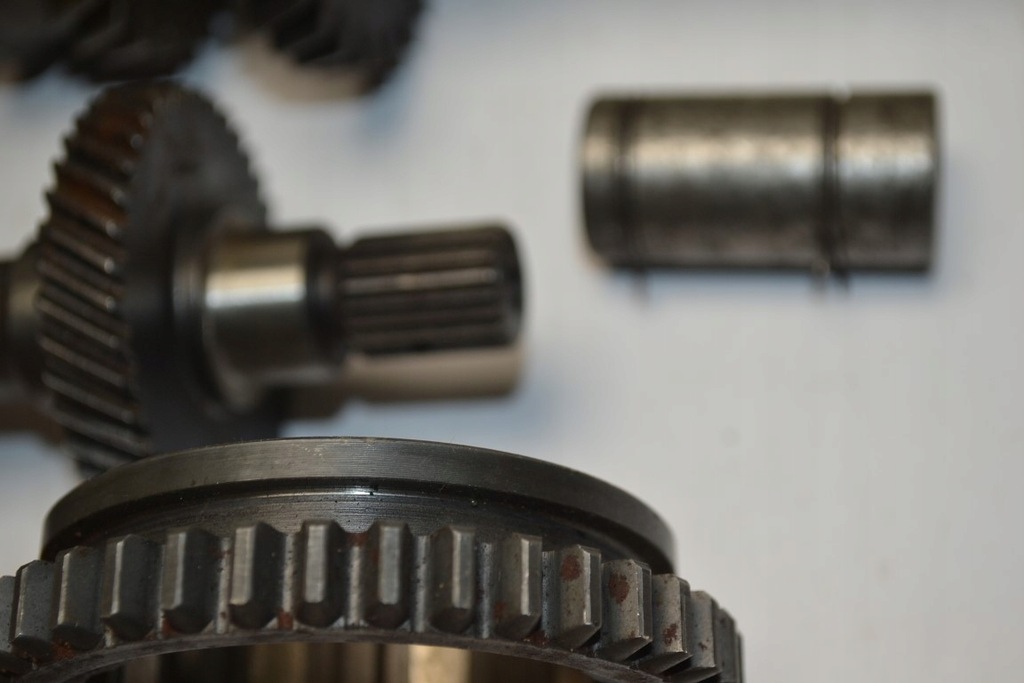 фото №9, Fiat 126p вали проміжний вал коробки передач колеса зубчасте