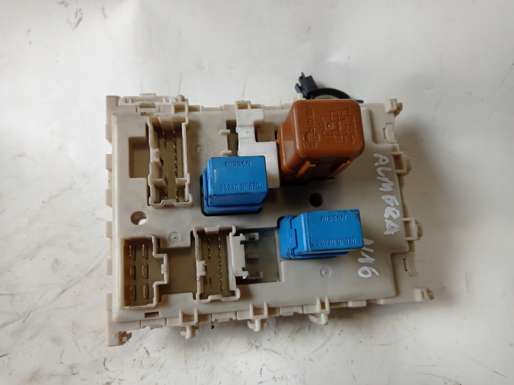 фото №5, Коробка предохранителей nissan оригинальный номер 243505m310