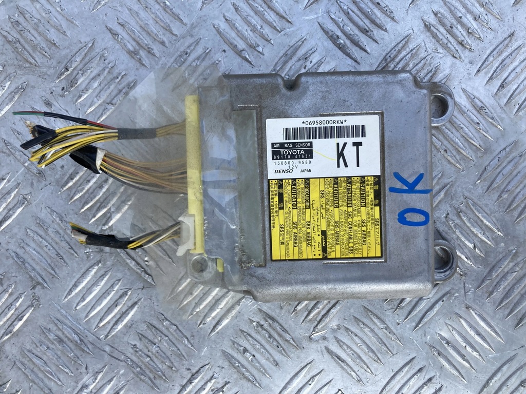 фото №1, Датчик подушек модуль toyota prius iv 15-