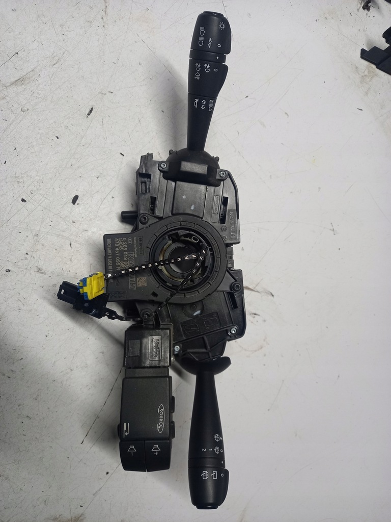 фото №1, Перемикач комбінований dacia logdy 681726046r