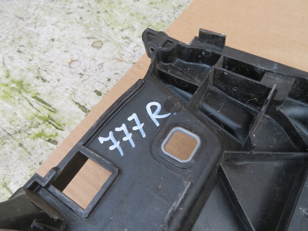 фото №15, Жалюзи воздуха mercedes c klasa 206 впуск воздуха a2065000900