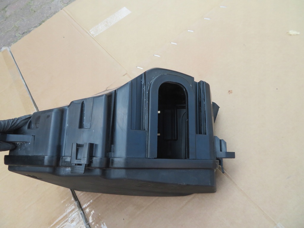 фото №5, Volvo s60 iii v60 коробка запобіжників 31398001