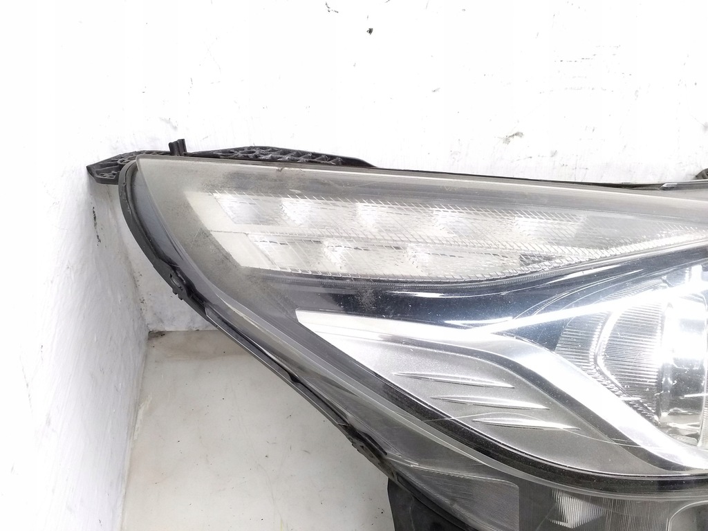 фото №8, Ford s-max 2016 правая сторона лампа передняя