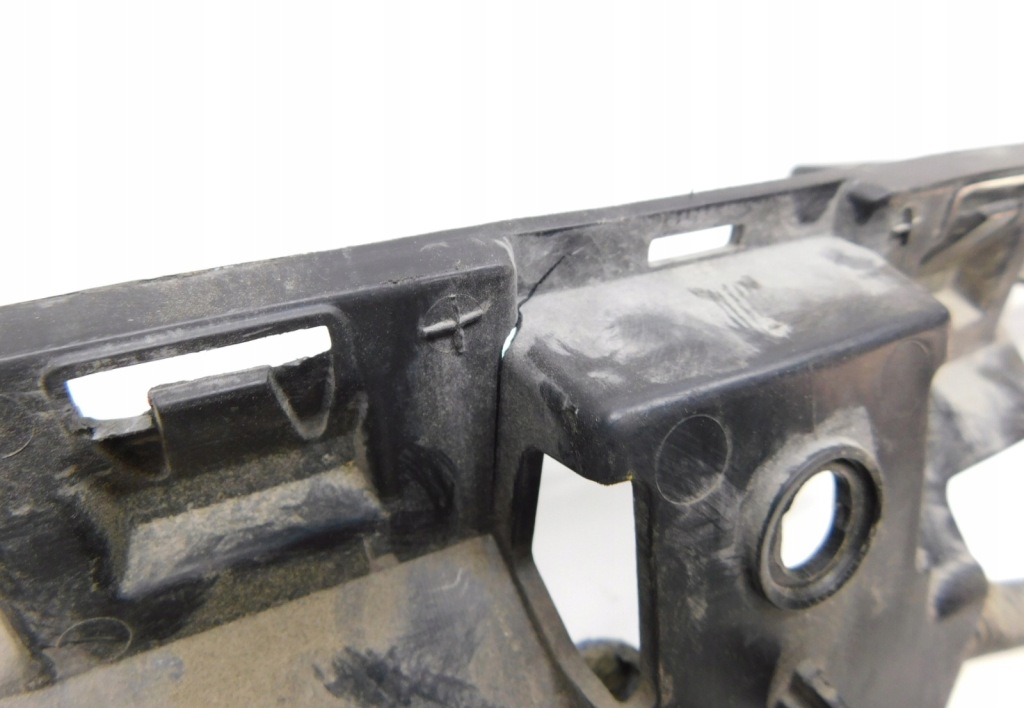 фото №10, Направляющая бампера задняя hy32-17b861-ac - land rover discovery v l462 2016-