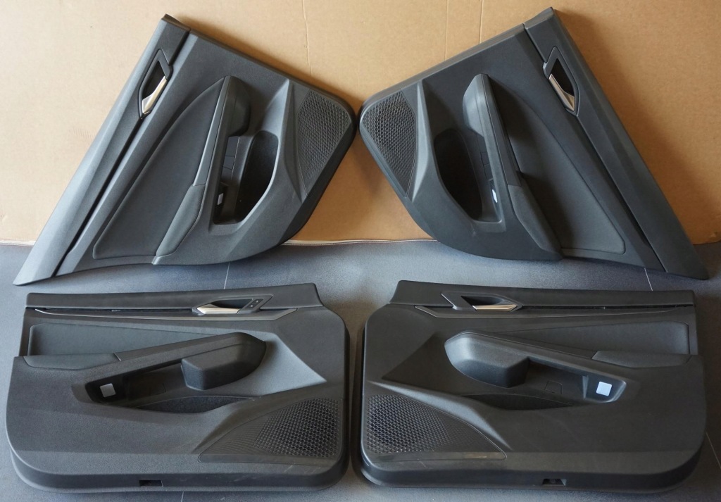 фото №14, Сиденья заднее сиденье обшивки vw golf 8 viii kombi alcantara подогрев массаж