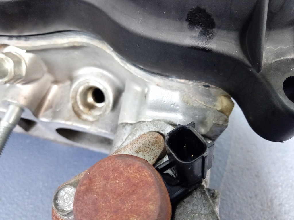 фото №7, Honda civic ix 1.8 i-vtec головка двигателя r18z1