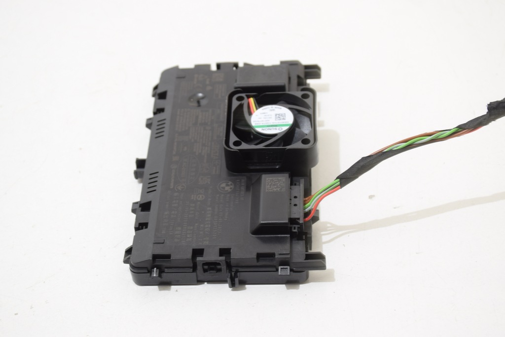 фото №8, Bmw u06 g60 u11 u10 g70 g45 зарядний пристрій індукційна телефону тунель середнього