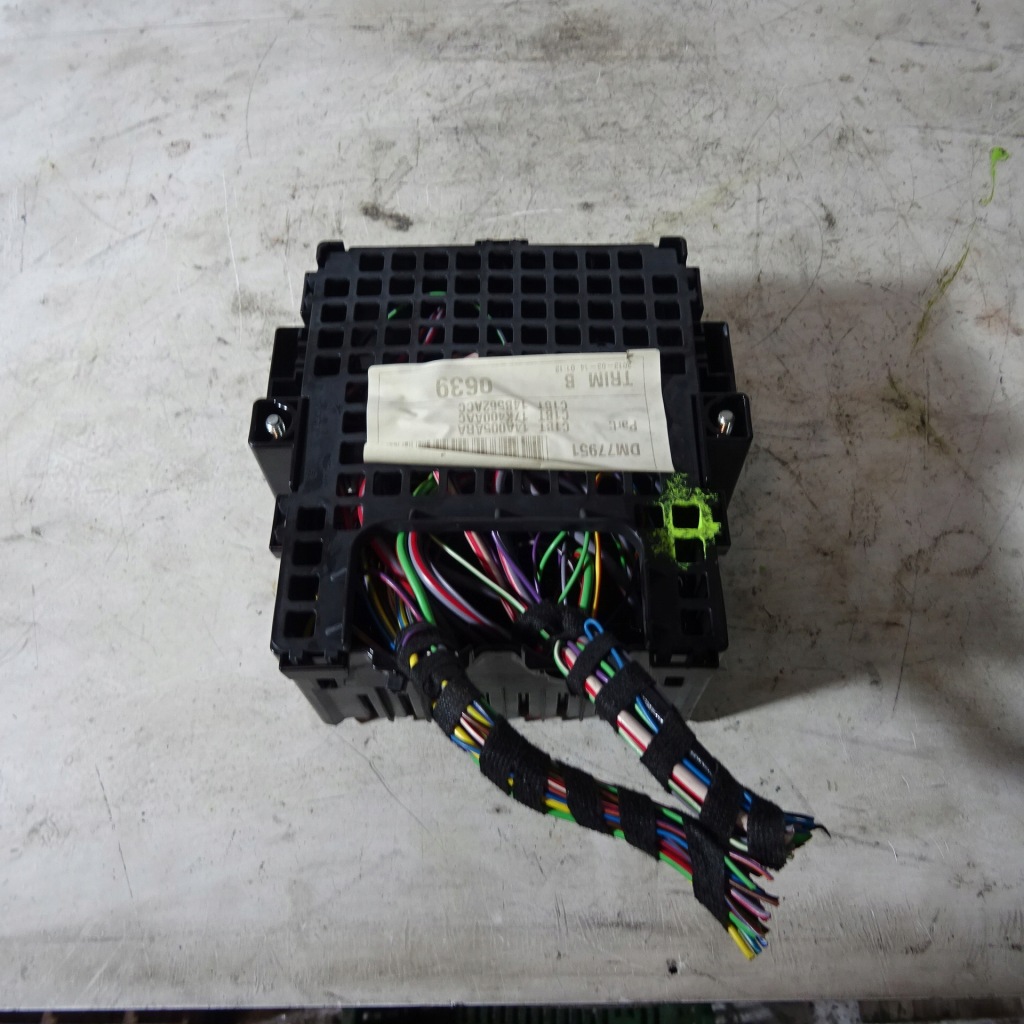 фото №2, Ford fiesta mk7 1.5tdci коробка предохранителей