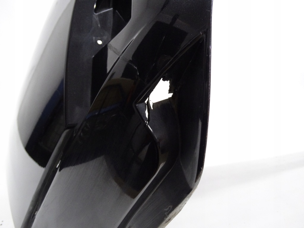 фото №16, Maserati levante 16- бампер задній 32725st7848 оригінальний