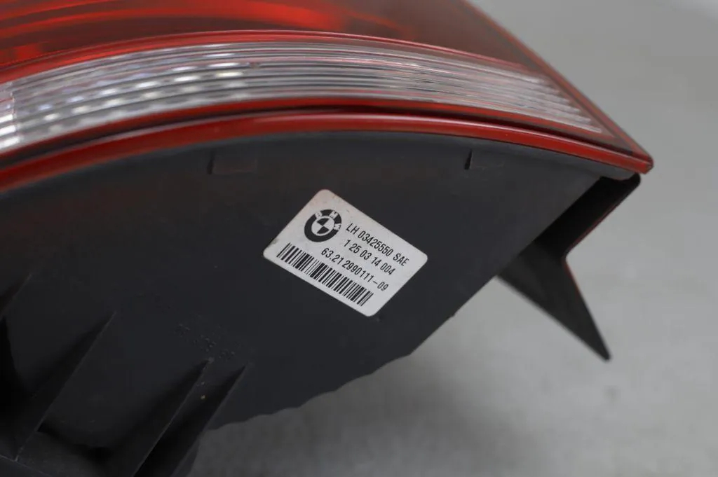 фото №14, Лампа левая задняя bmw x1 e84 2990111 2.0l бензиновый 100kw 2014