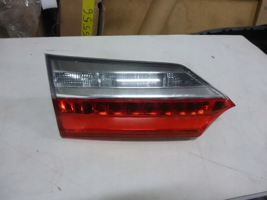 фото №1, Toyota corolla e16 lift e18 левая led оригинал