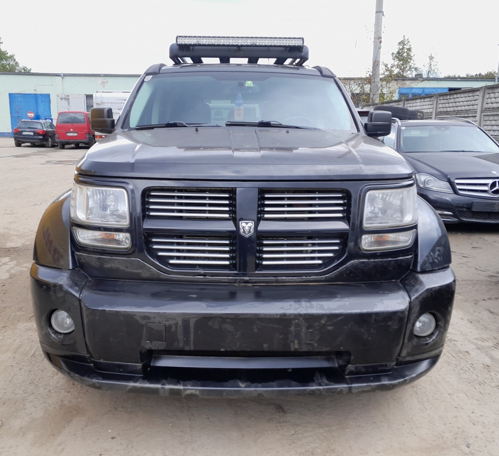 фото №1, Dodge nitro r/t 2007- решётка радиатора решётка радиатора перед комплект лампы pas europa