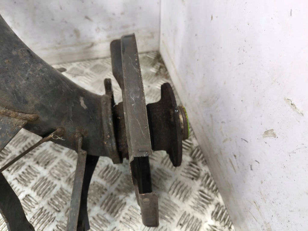 фото №9, Volkswagen t-roc 2018 балка задні