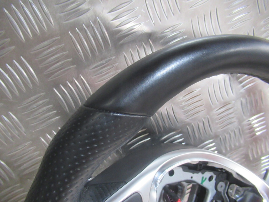 фото №9, Воздуховод mercedes w213 e-klasa 6.3 лепестки переключения amg a2134603400