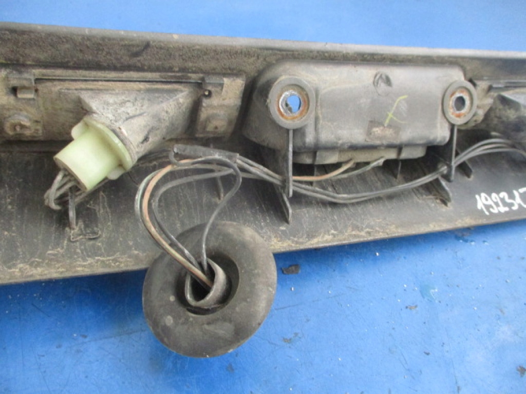 фото №7, Chrysler grand voyager iv lift ручка крышки задняя багажника микровыключатель