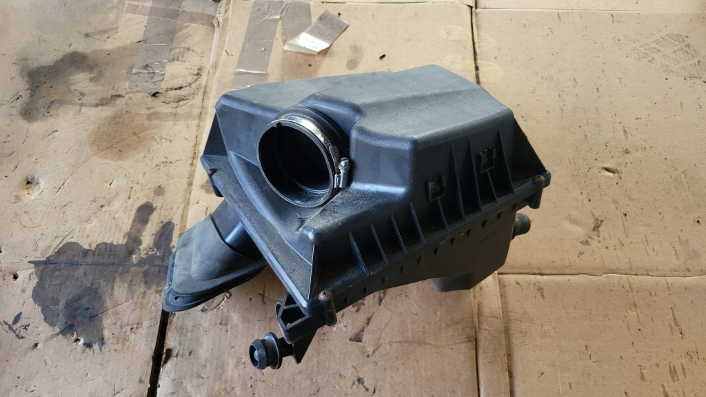 фото №1, Корпус фильтра воздуха 13256899 13311896 opel astra iv j 2.0 cdti