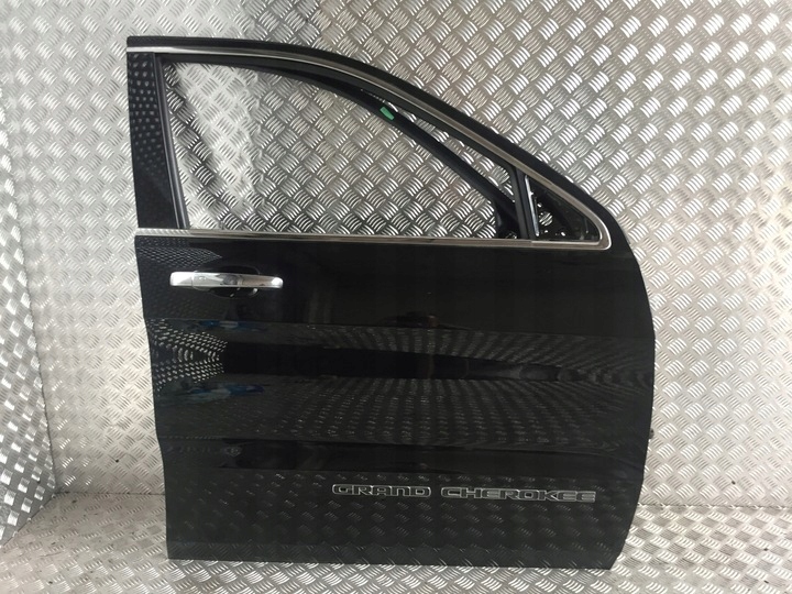 фото №1, Дверь правое передние jeep grand cherokee wk2 lift