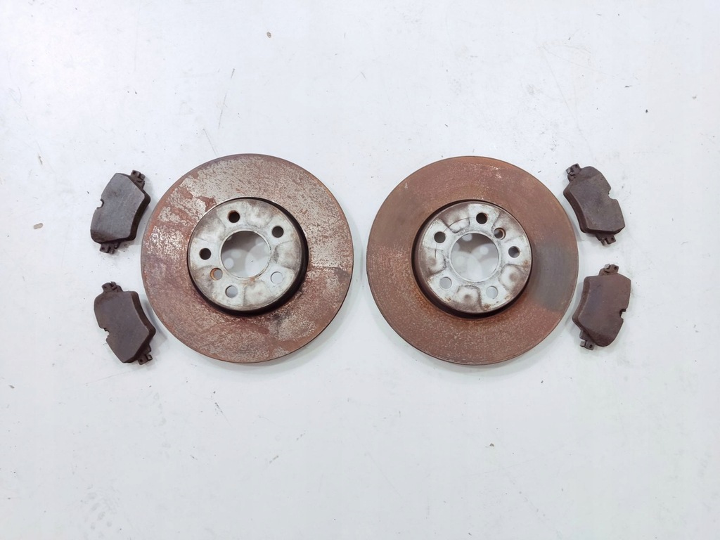 фото №1, Bmw 1 f40 2020 тормозные диски тормозные