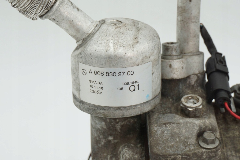 фото №7, Компрессор кондиционера mercedes w906 w639 a0012303211 a9068302700