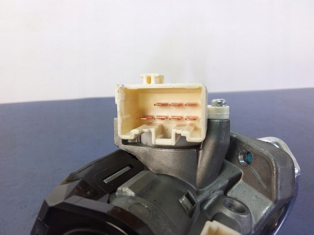 фото №4, Toyota avensis t27 2.0 d4d замок запалювання