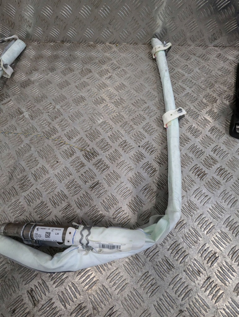 Bmw x1 f48 f49 2015-2022 шторка безпеки подушка безпеки ліва Недорого