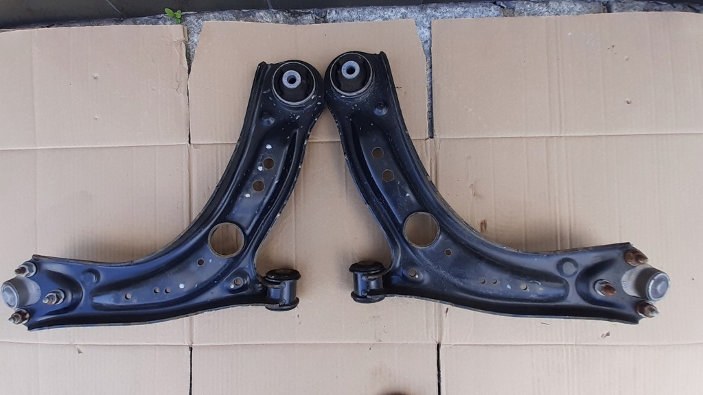 Рычаг левый правый перед vw golf vii 2019год Оригинал