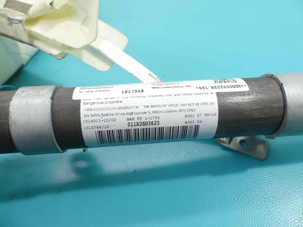 фото №8, Шторка безопасности правая audi a8 d4 4h