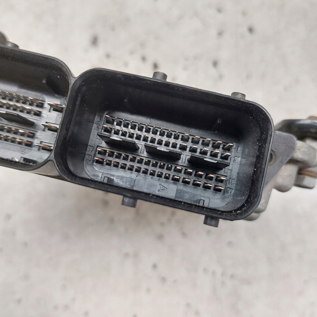 фото №12, Hyundai ix35 1,7crdi 2013 бортовой компьютер двигателя новый