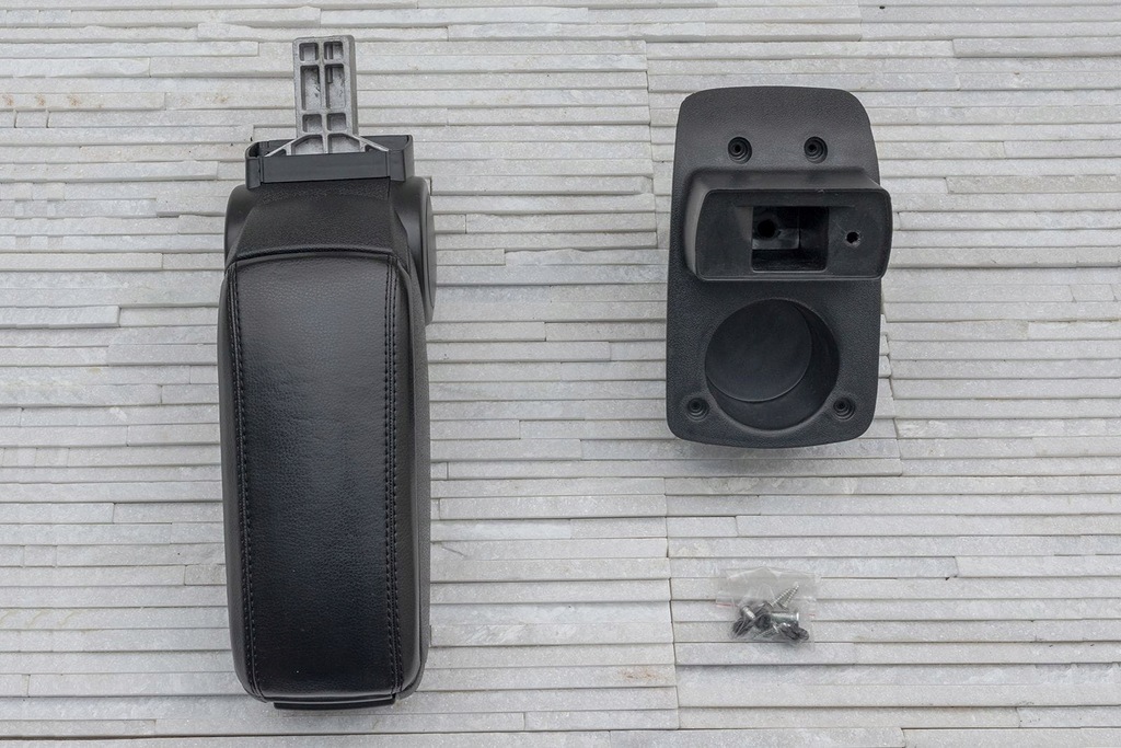 фото №8, Подлокотник чёрный ford fiesta mk6 2008-2017