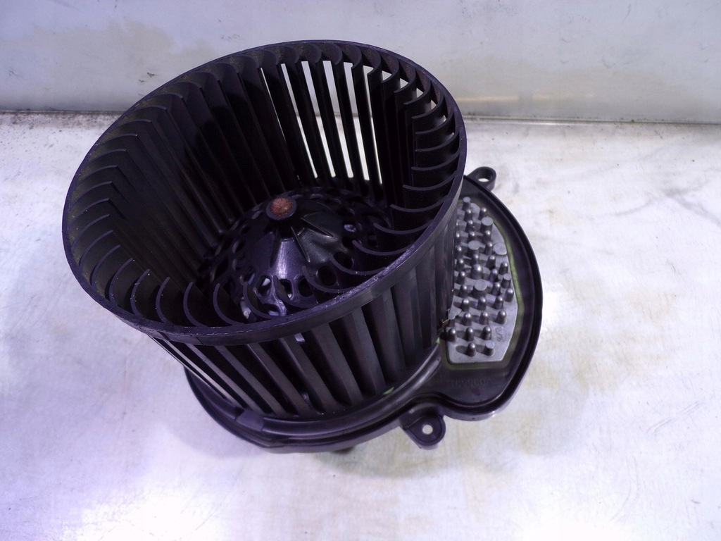 фото №10, Воздуходувка обдув renault megane iv europa