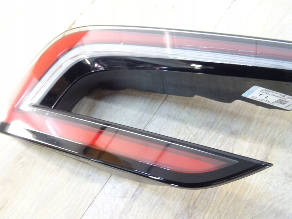 Фара задній правий led w кришці  tesla model 3 рестайлінг  fl 23- 1691500-00-f llu Доставка