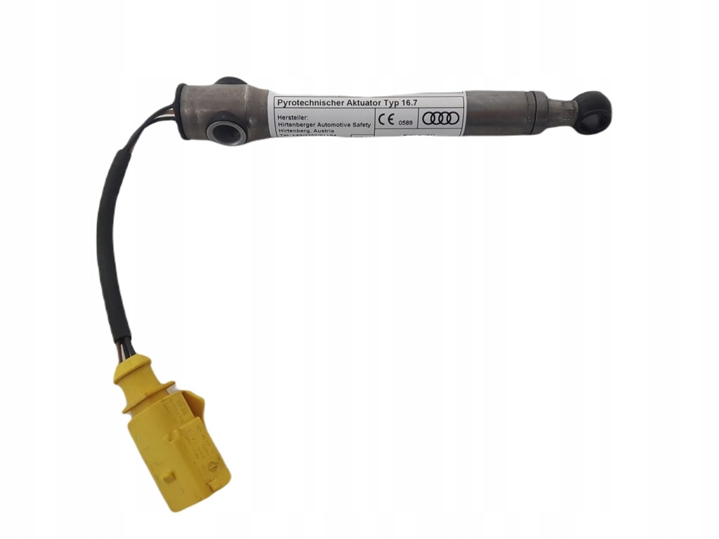 фото №1, Audi a3 8v патрон капот 8v0823823f