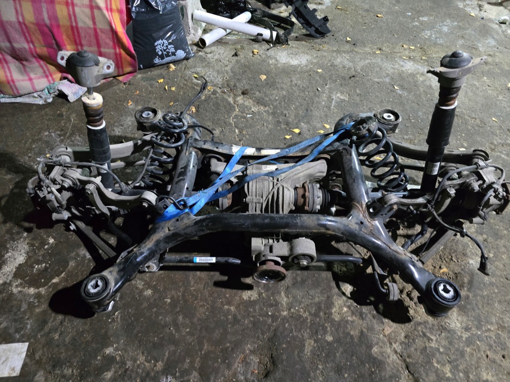 фото №1, Подвеска балка задняя комплект audi q7 ii 4m