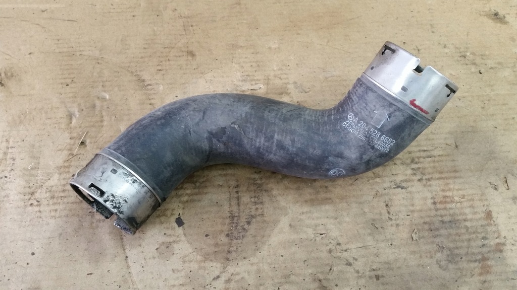 фото №1, Mercedes w204 w212 труба интеркулер a2045286682