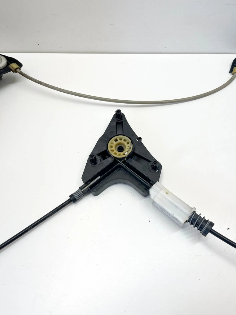 Підйомник скло лівих передніх двері mercedes-benz sl r231 927919101 Зі Шроту